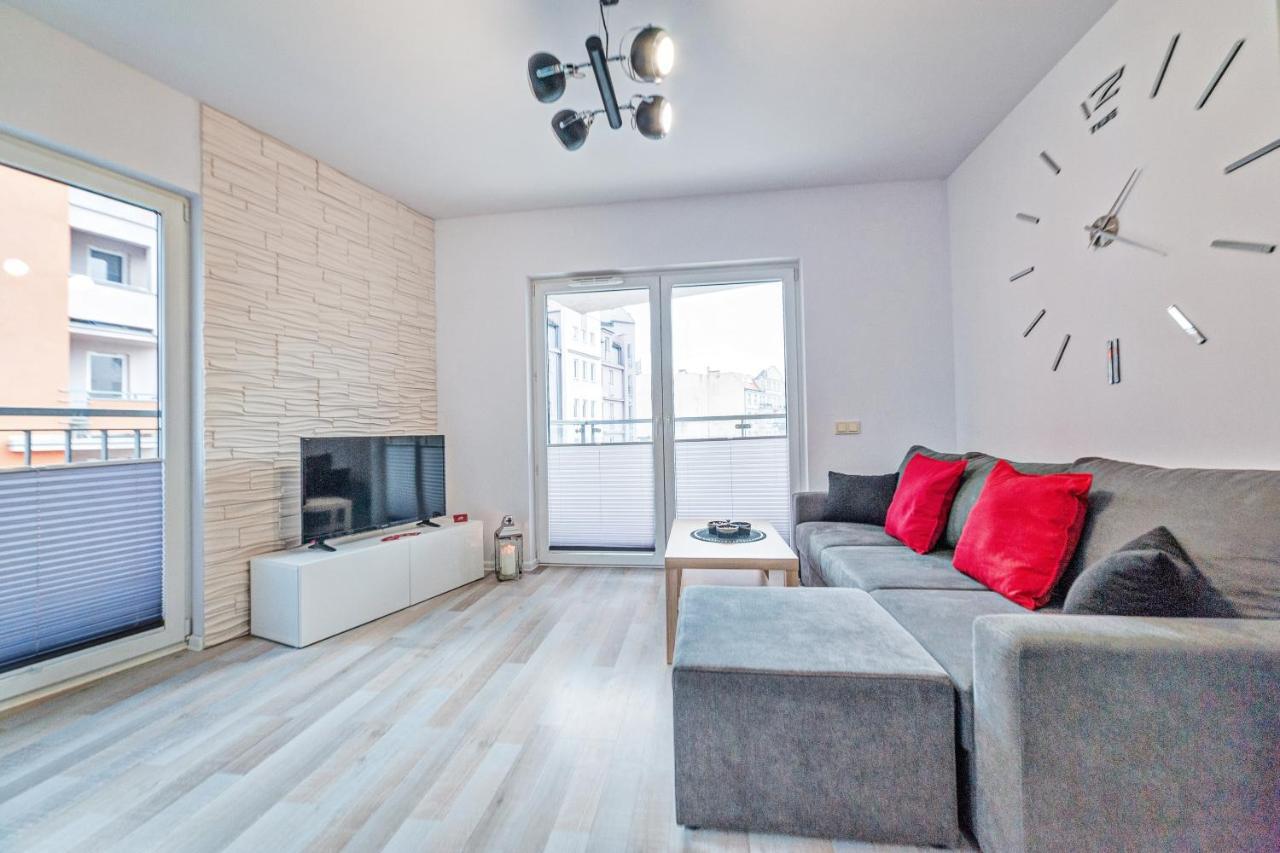 Apartamenty Homely Place Centrum - Stary Rynek - Parking Poznań Buitenkant foto