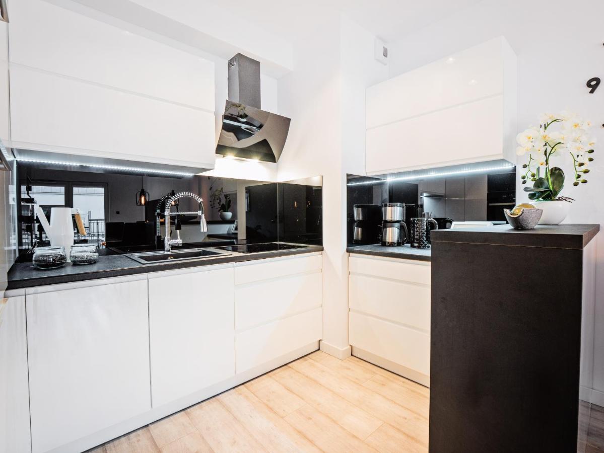 Apartamenty Homely Place Centrum - Stary Rynek - Parking Poznań Buitenkant foto